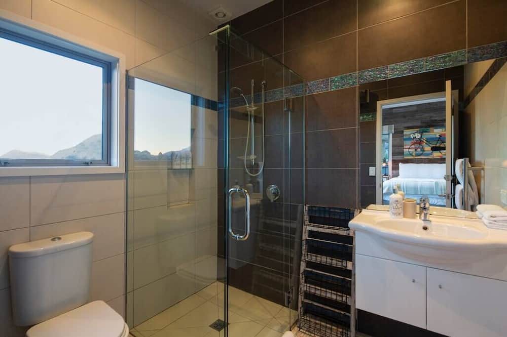 Photo of Bathroom in Arthur's Point
