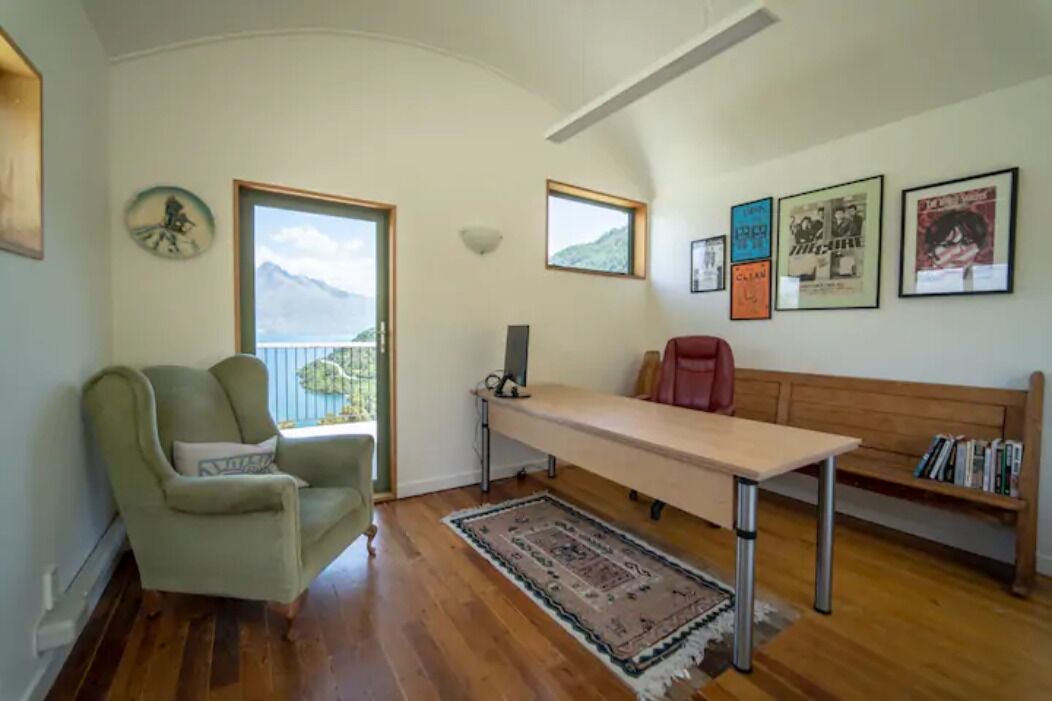 Photo of Livingroom in Sunshine Bay