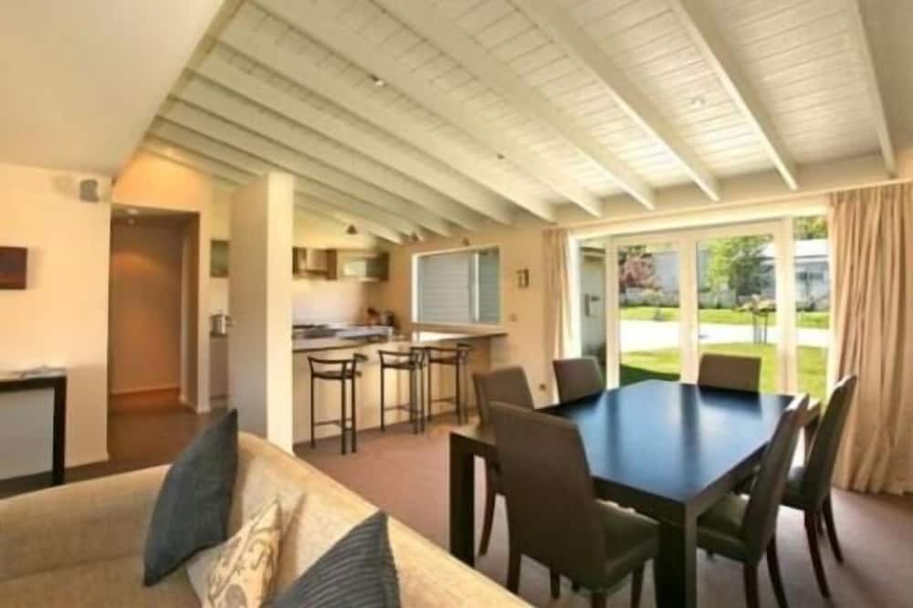 Photo of Livingroom in Arrowtown