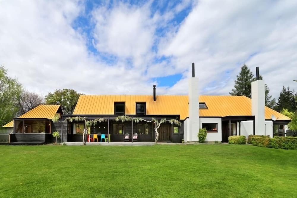 Photo of Others in Arrowtown