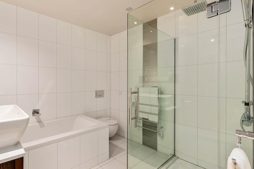 Photo of Bathroom in Queenstown City Centre