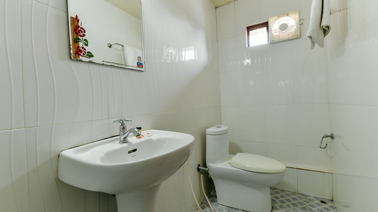 Photo of Bathroom in Ambalapuzha