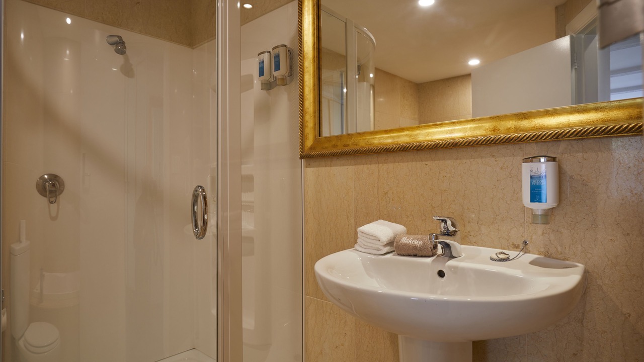 Photo of Bathroom in Arthur's Point
