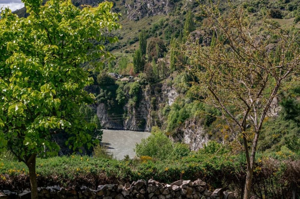 Photo of Others in Arthur's Point