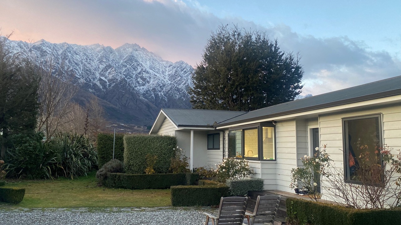 Photo of Outdoor in Kelvin Heights