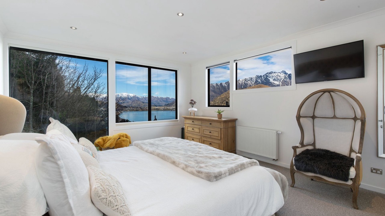 Photo of Bedroom in Queenstown