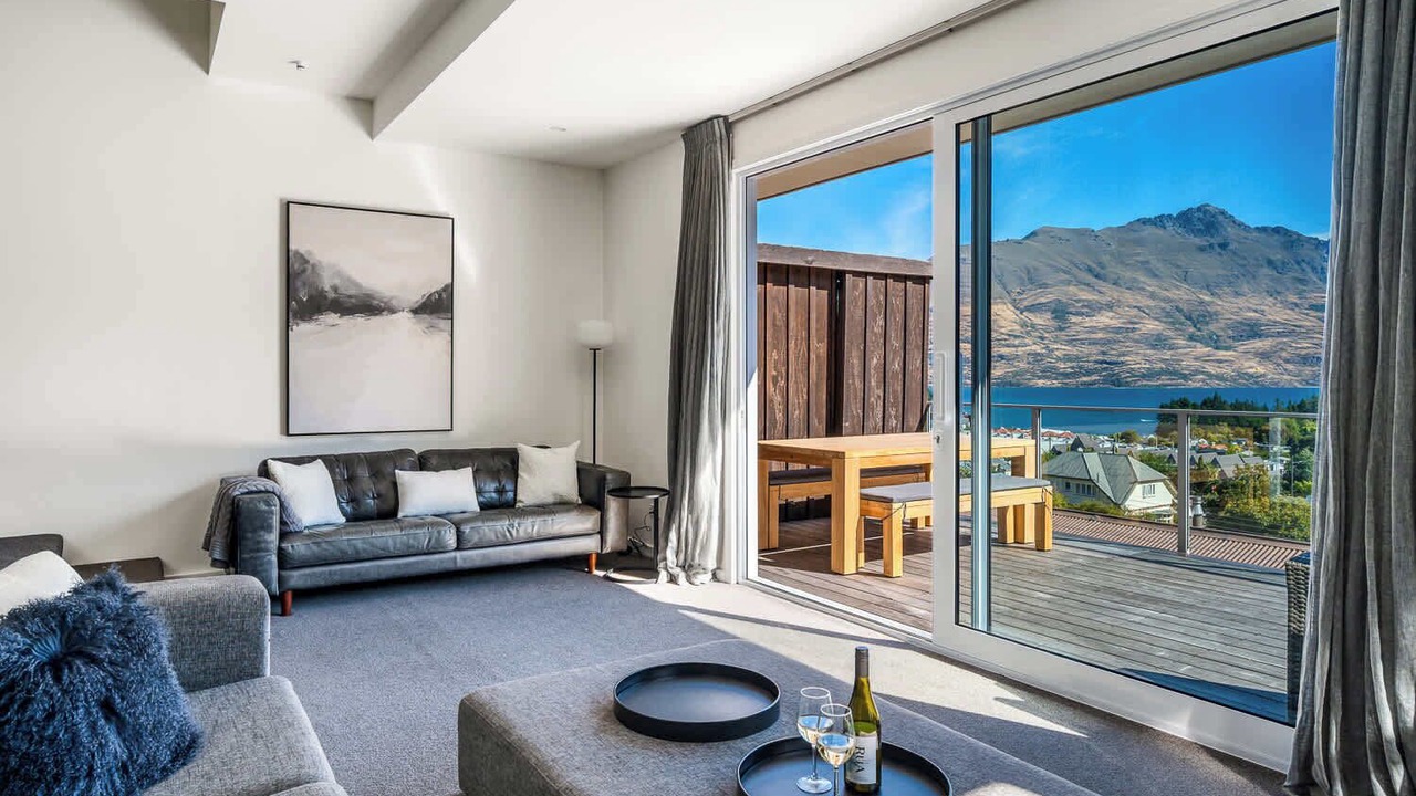 Photo of Livingroom in Queenstown City Centre