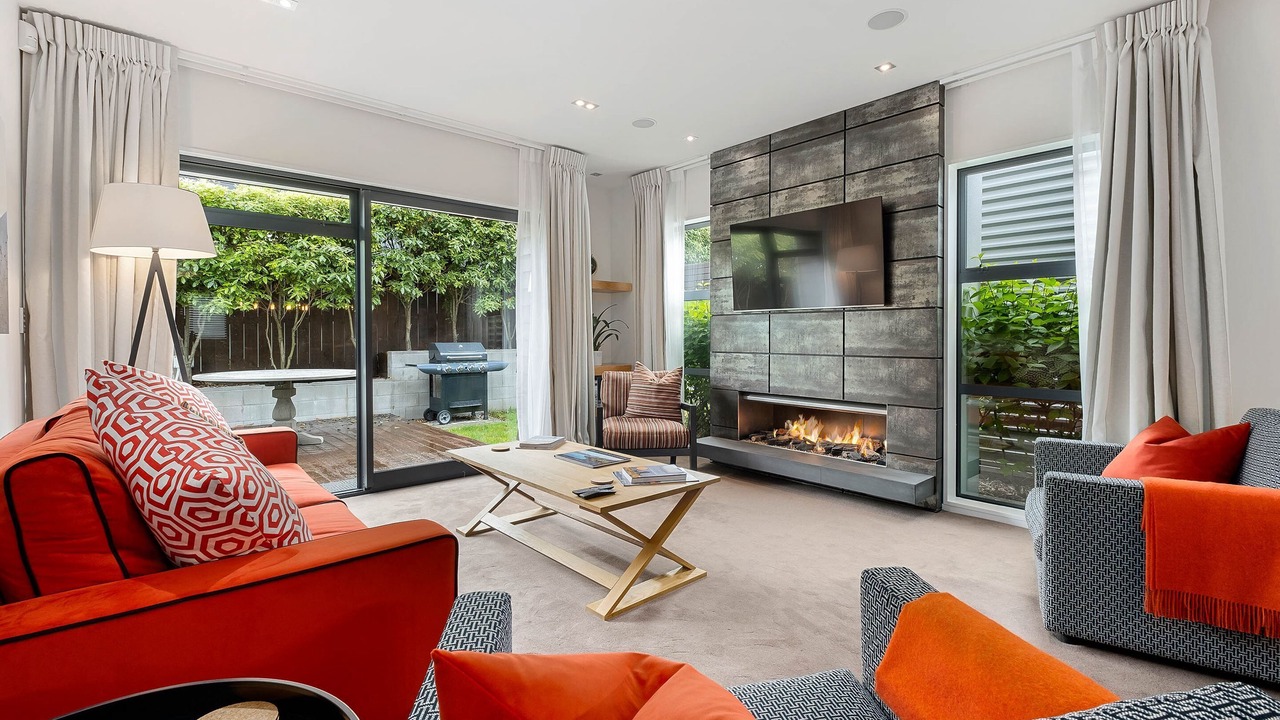 Photo of Livingroom in Queenstown City Centre