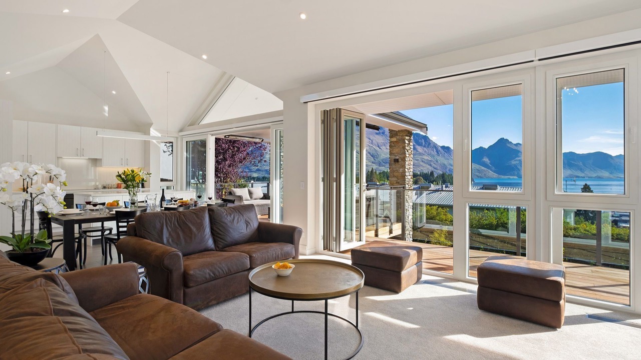 Photo of Livingroom in Queenstown City Centre