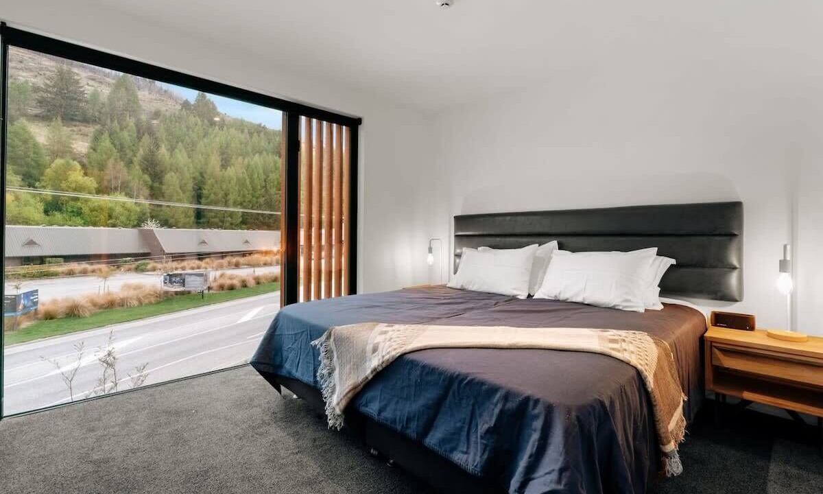 Photo of Bedroom in Arthur's Point