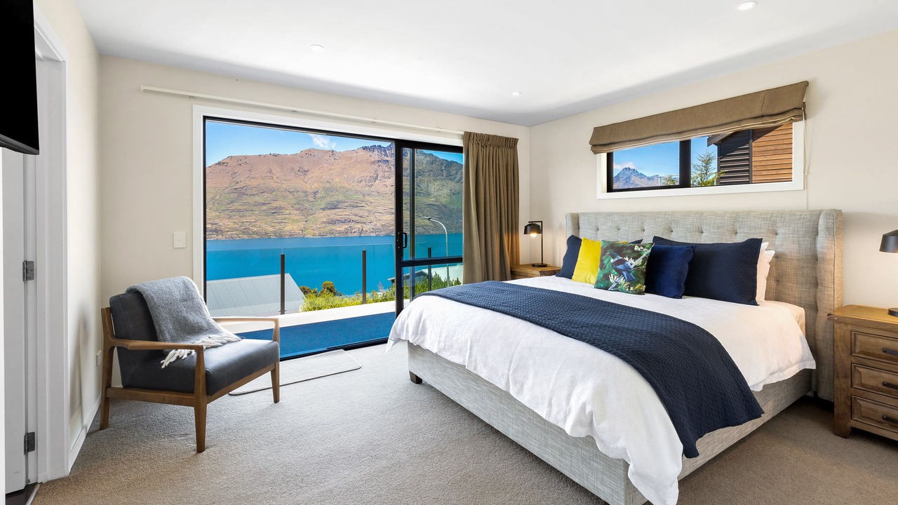 Photo of Bedroom in Queenstown