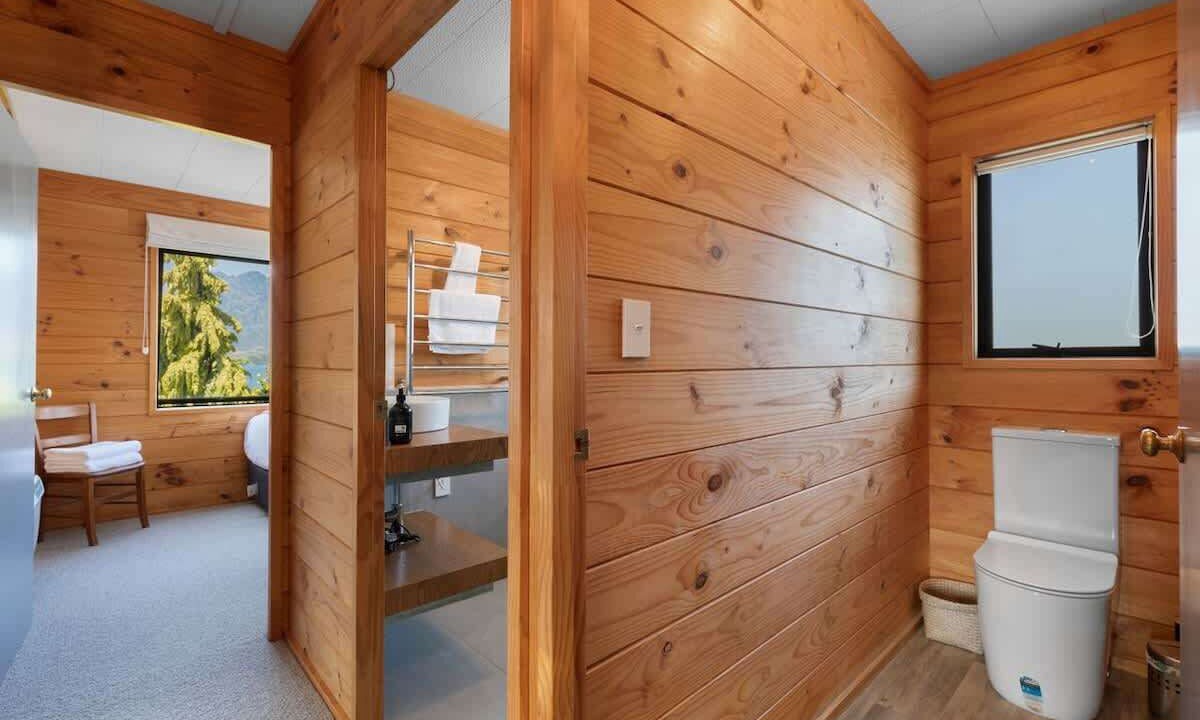 Photo of Bathroom in Kelvin Heights