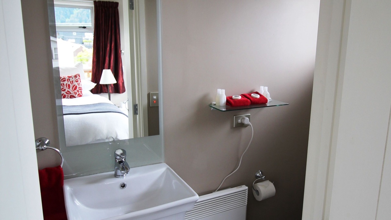 Photo of Bathroom in Queenstown City Centre