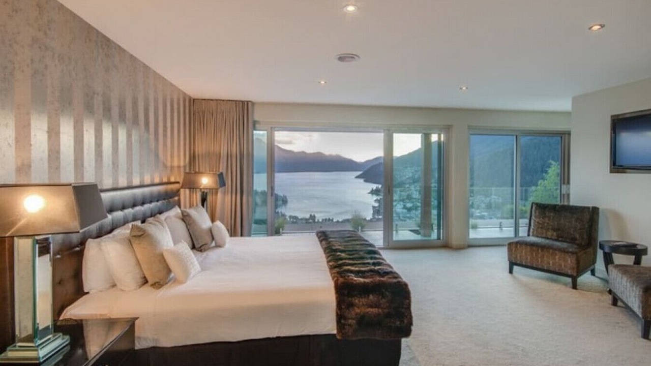 Photo of Others in Queenstown