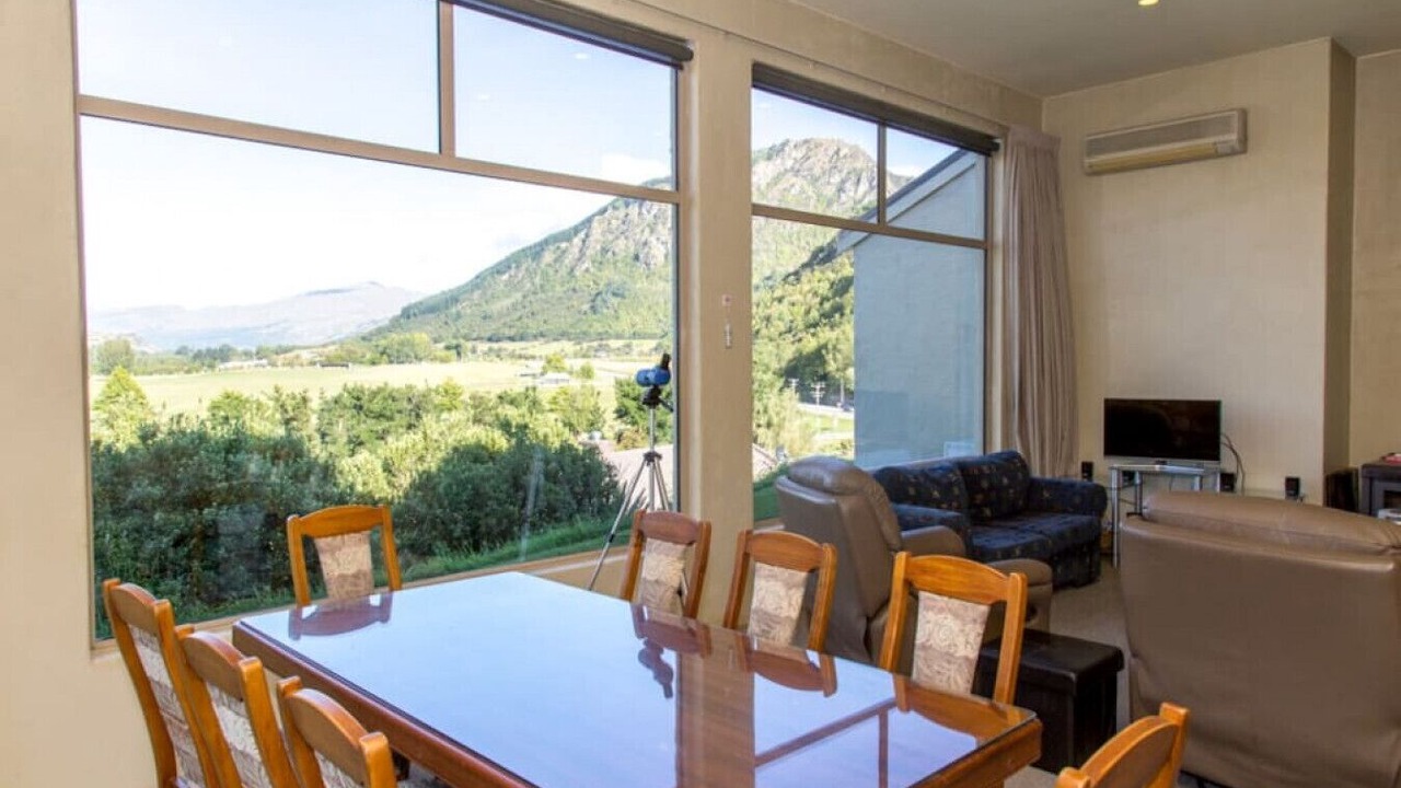 Photo of Others in Arrowtown