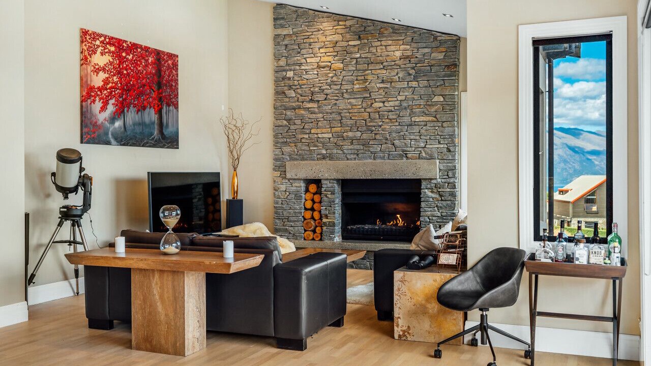 Photo of Livingroom in Queenstown City Centre