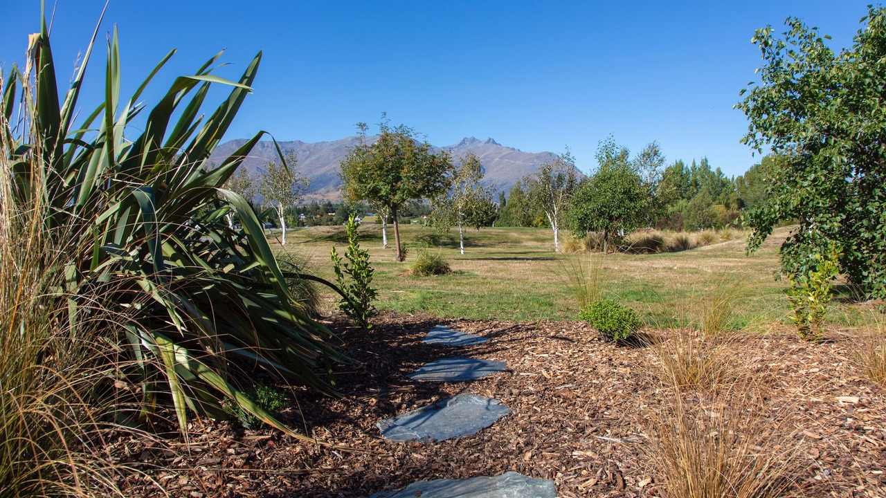 Photo of Others in Arrowtown