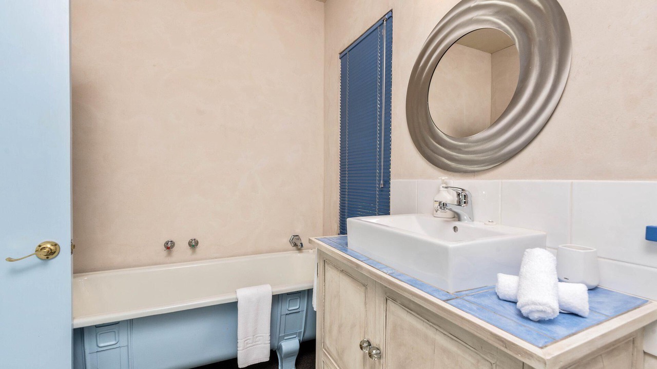 Photo of Bathroom in Kelvin Heights