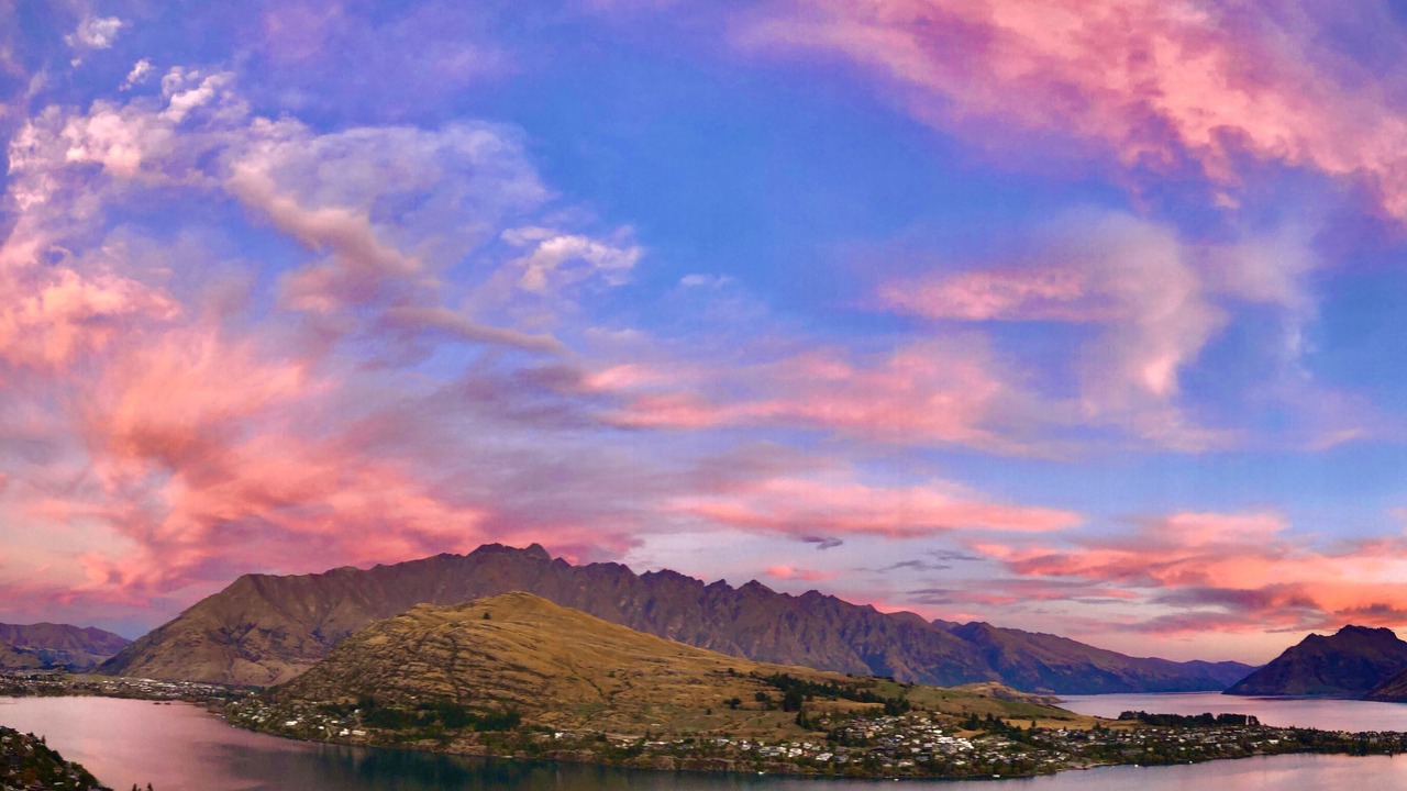 Photo of Bedroom in Queenstown