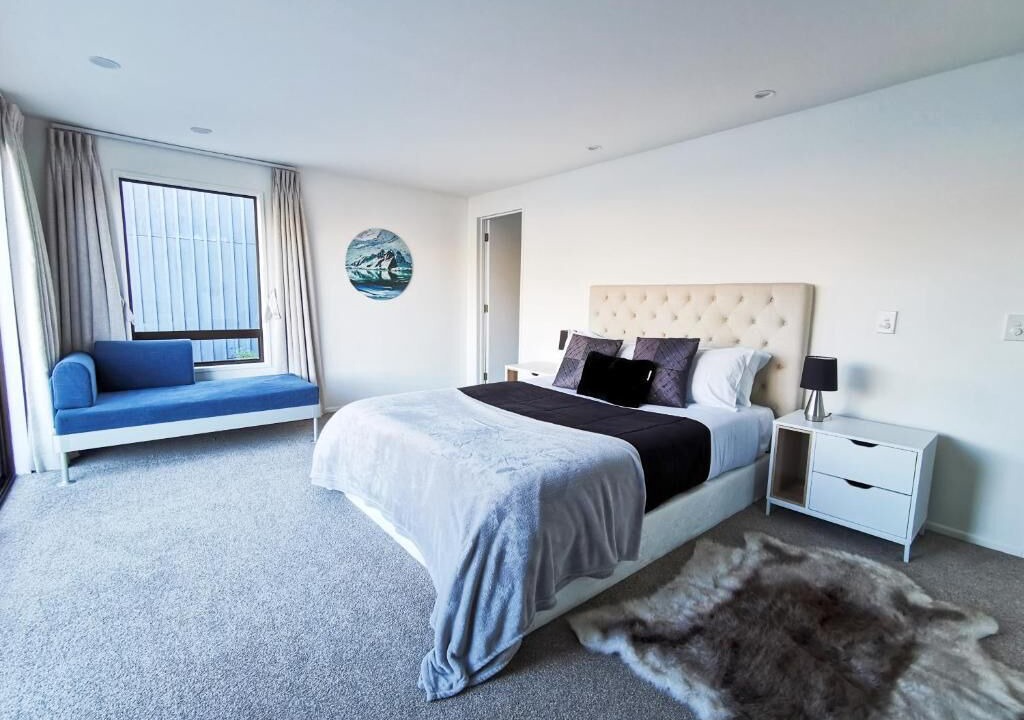 Photo of Bedroom in Sunshine Bay