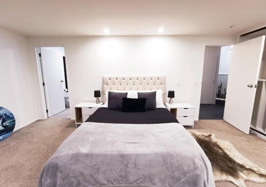 Photo of Bedroom in Sunshine Bay
