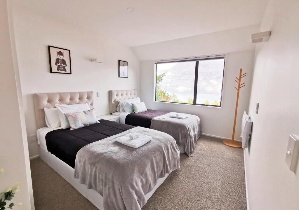 Photo of Bedroom in Sunshine Bay
