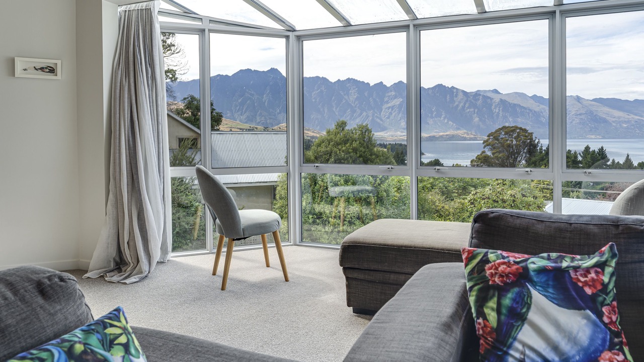 Photo of Bedroom in Queenstown