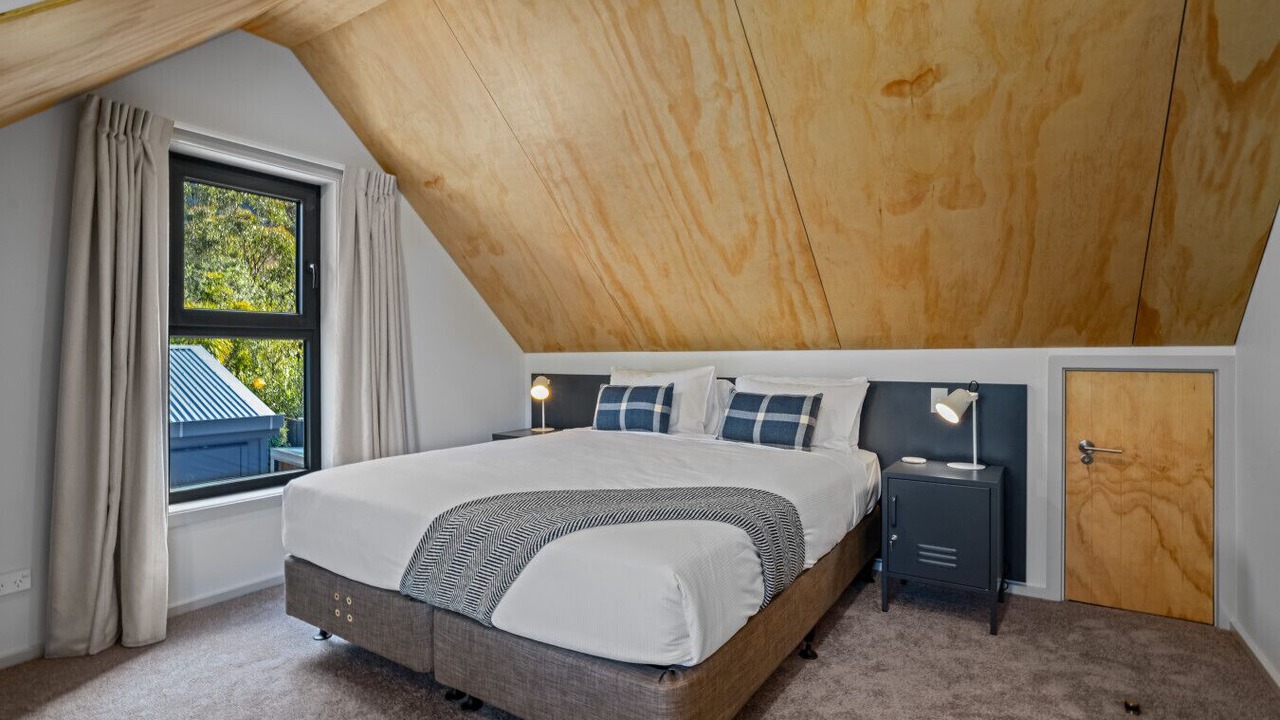 Photo of Bedroom in Sunshine Bay