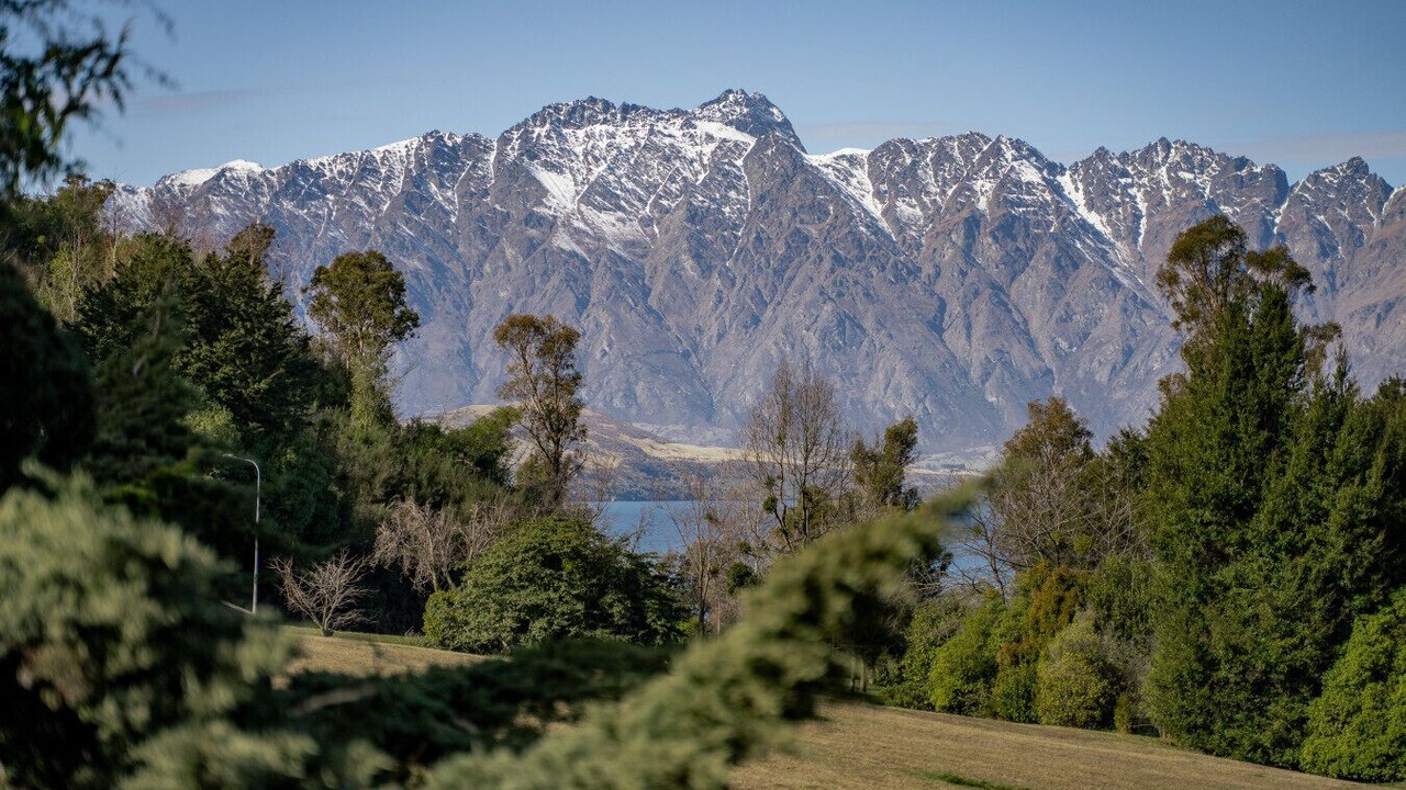 Photo of Others in Sunshine Bay