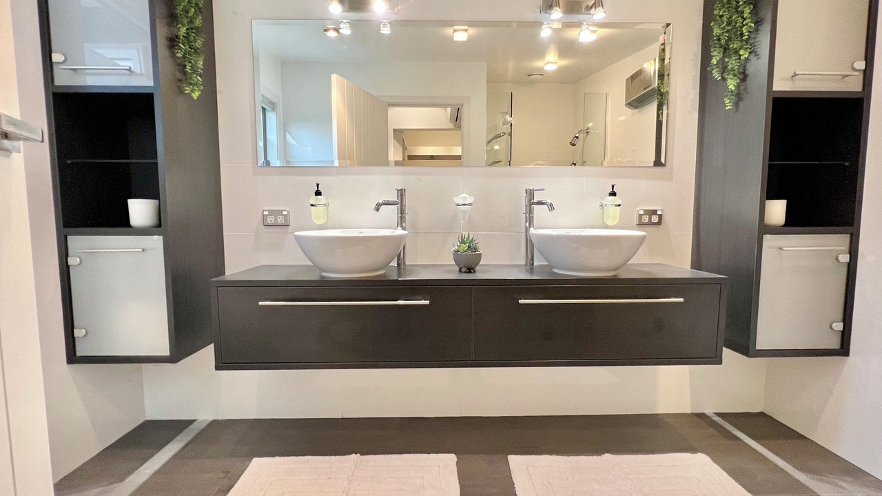 Photo of Bathroom in Arthur's Point