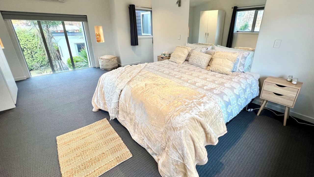 Photo of Bedroom in Arthur's Point