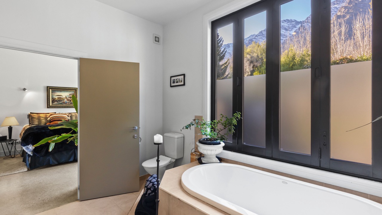 Photo of Bathroom in Kawarau Falls