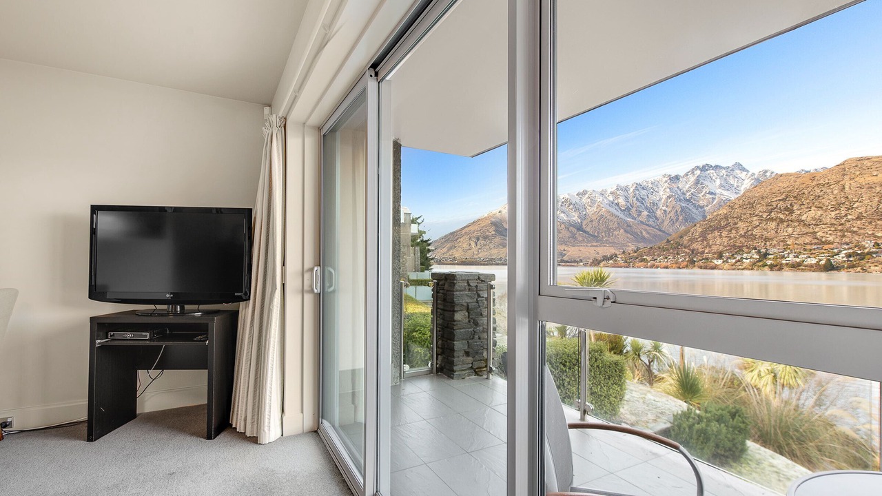 Photo of Others in Queenstown