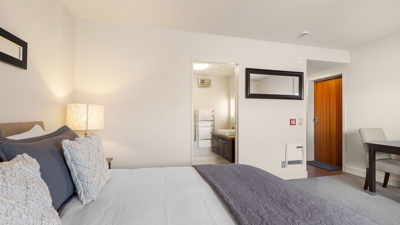 Photo of Bedroom in Queenstown