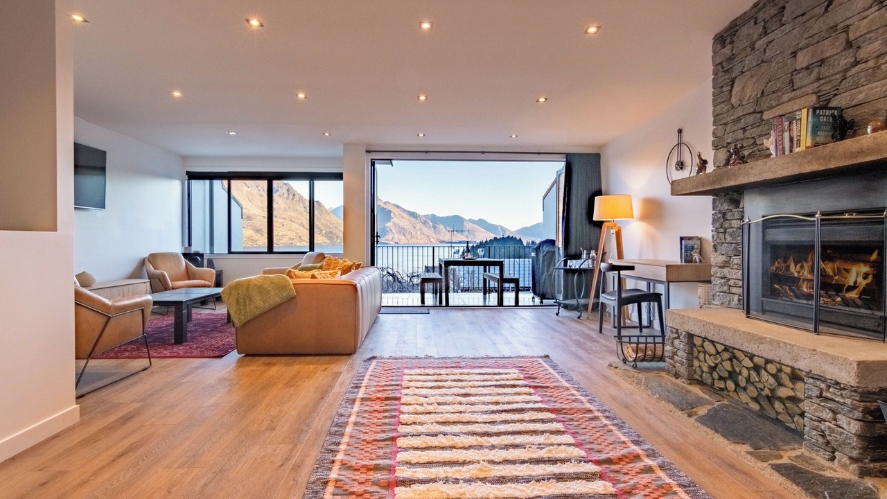Photo of Livingroom in Queenstown City Centre