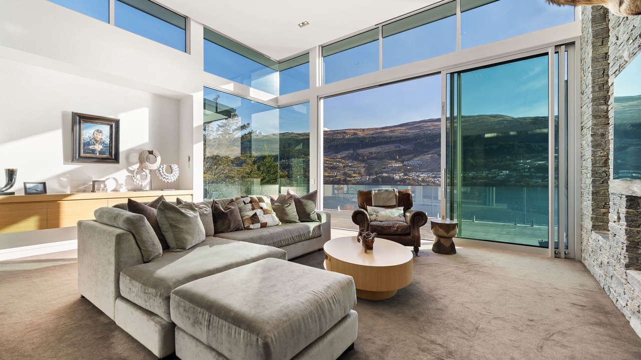 Photo of Livingroom in Kelvin Heights