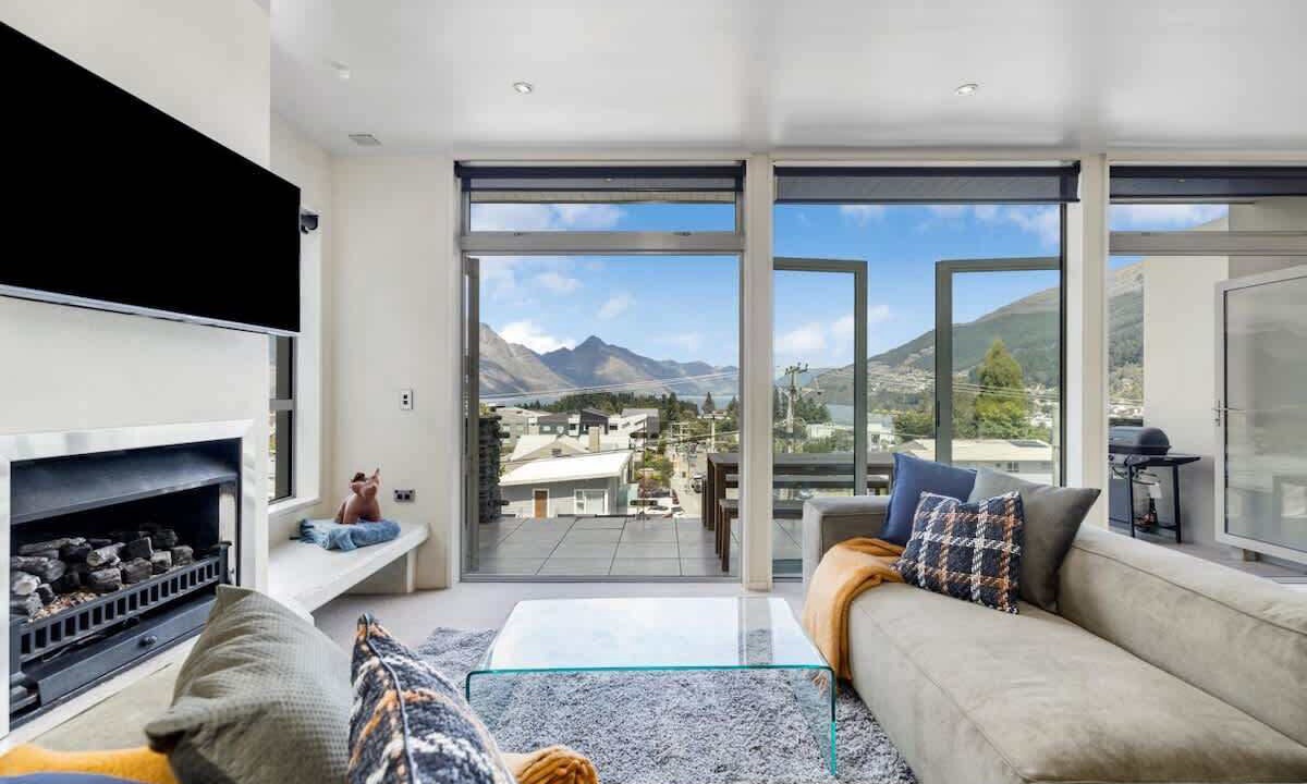 Photo of Patio Balcony in Queenstown City Centre