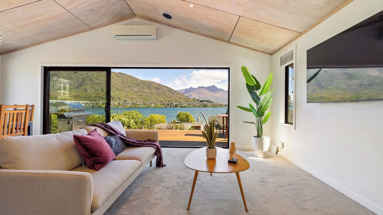 Photo of Livingroom in Frankton