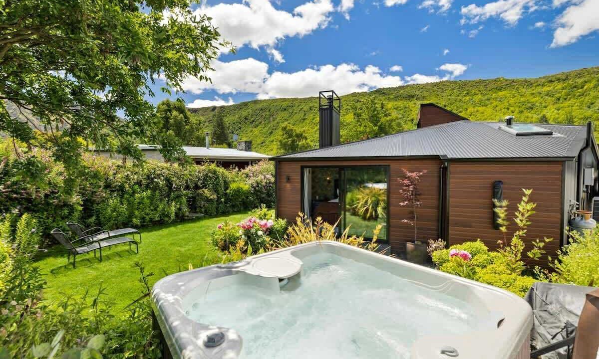 Photo of Others in Arrowtown