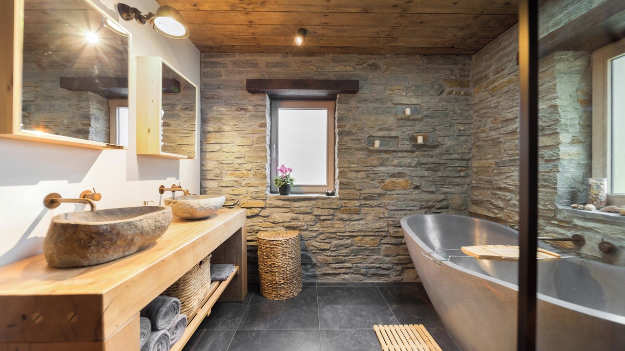 Photo of Bathroom in Arrow Junction