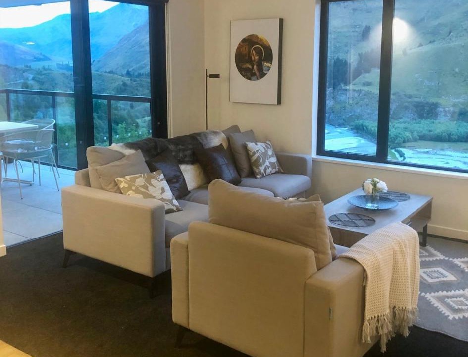 Photo of Livingroom in Arthur's Point