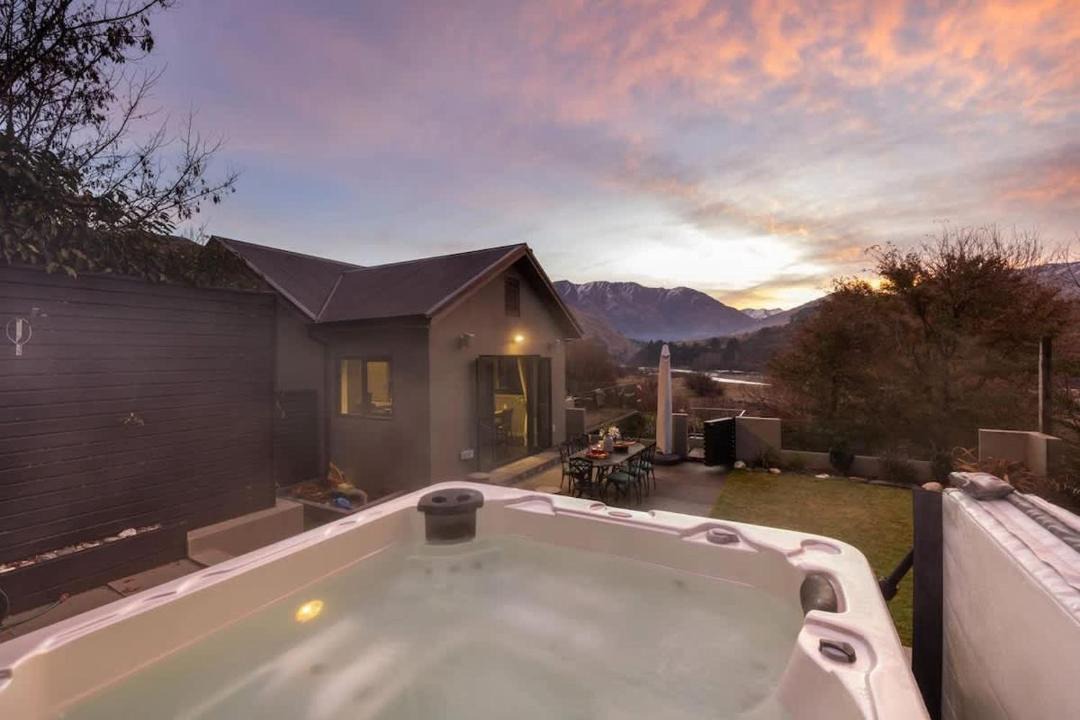 Photo of Others in Queenstown