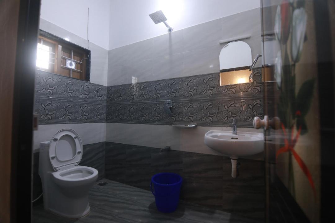 Photo of Bathroom in Vazhayil