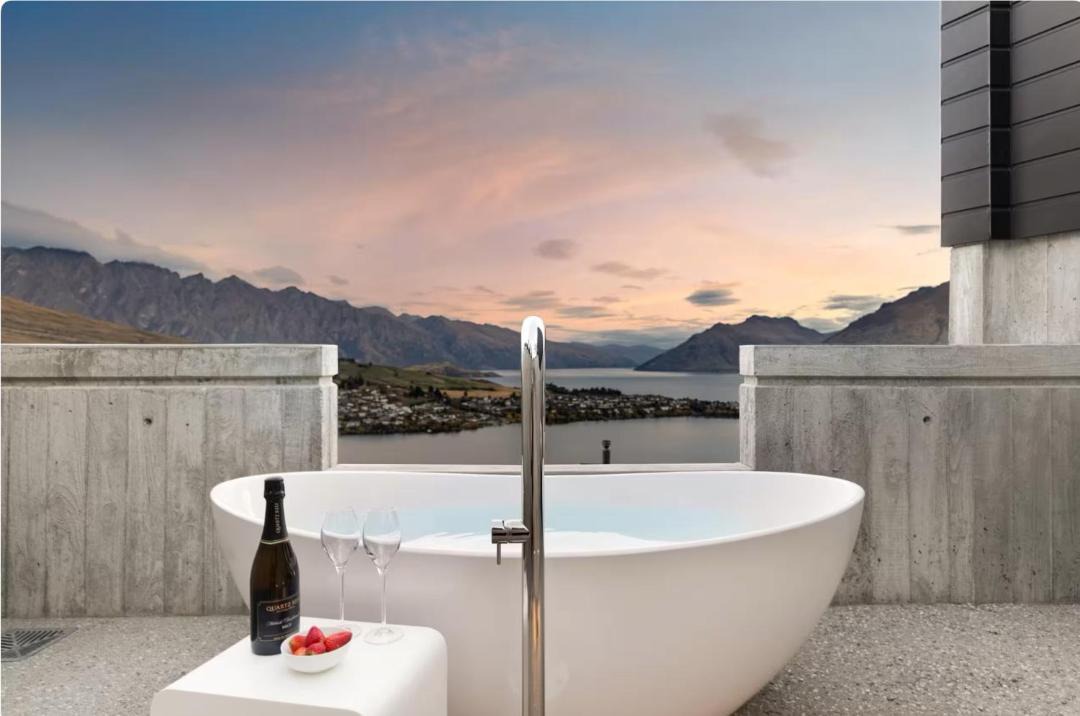 Photo of Others in Queenstown
