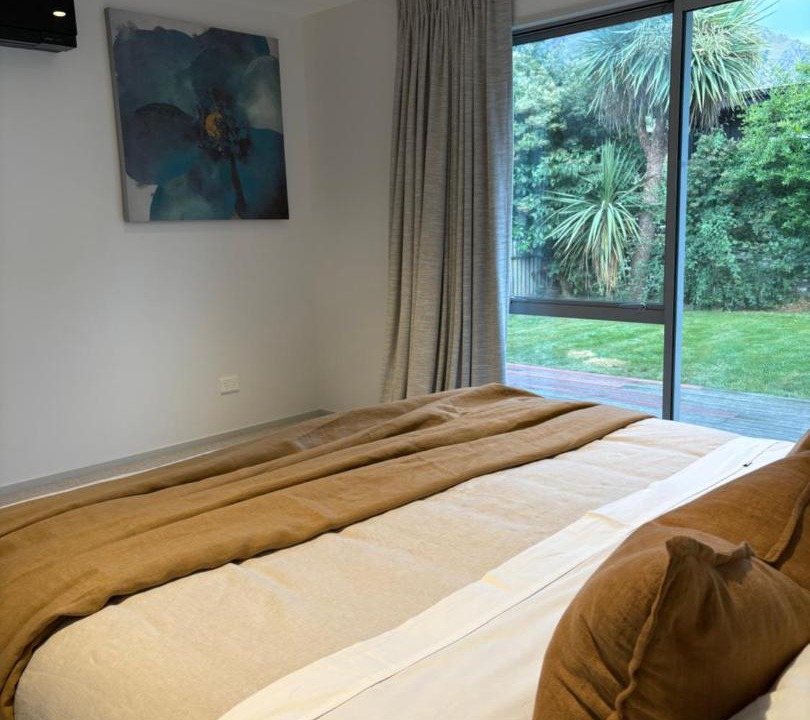 Photo of Bedroom in Arthur's Point