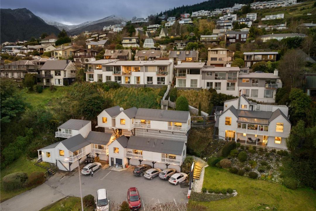 Photo of Others in Queenstown