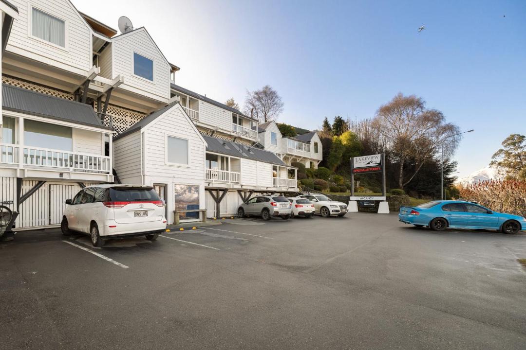 Photo of Others in Queenstown