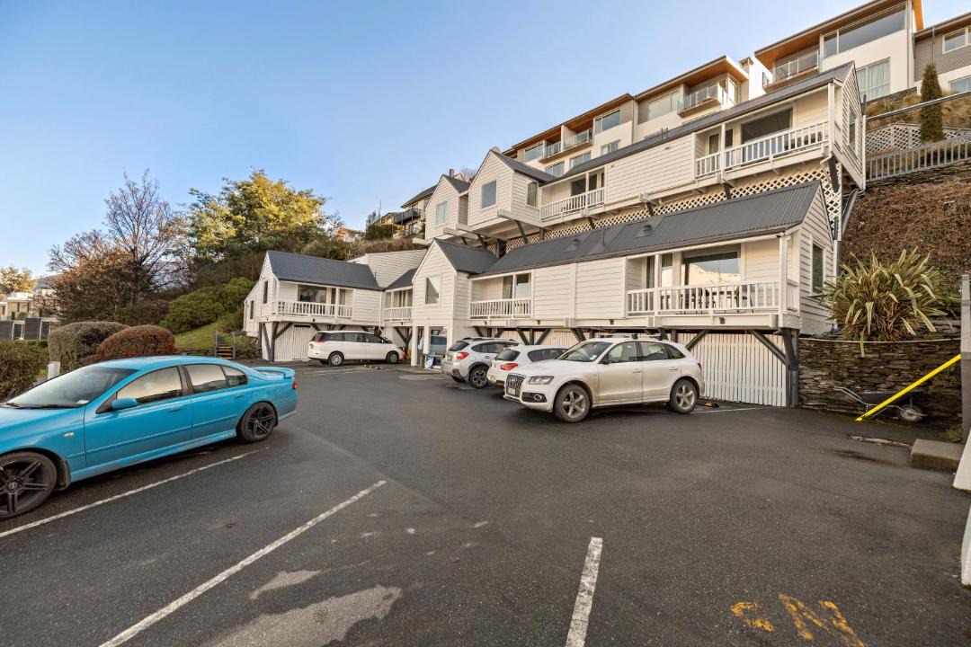 Photo of Others in Queenstown