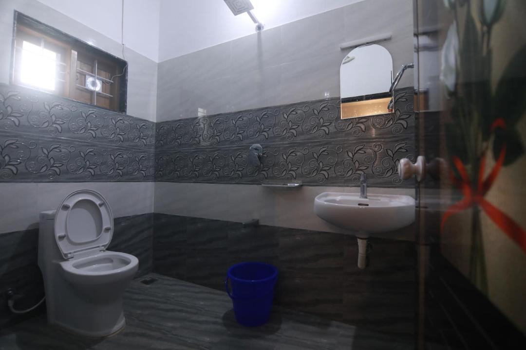 Photo of Bathroom in Vazhayil