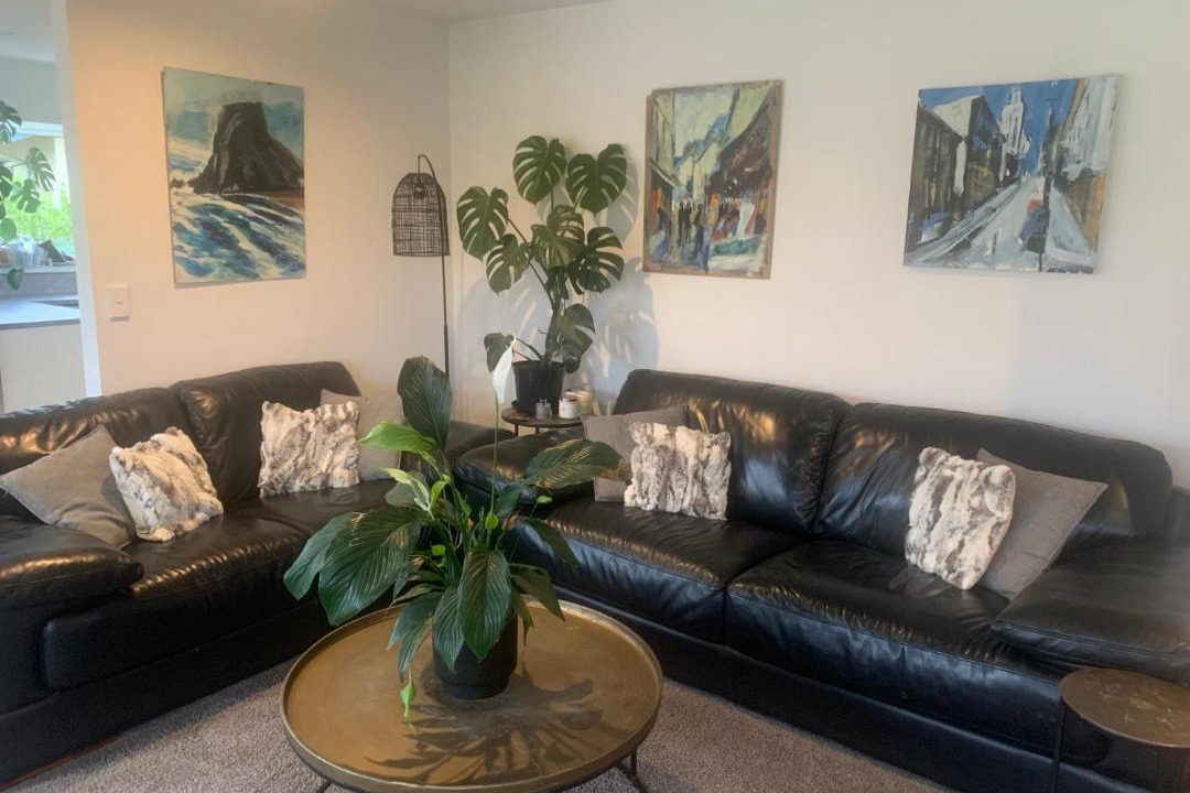Photo of Livingroom in Kelvin Heights